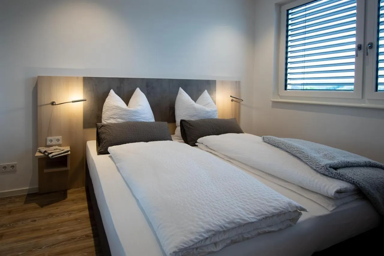 Livin63 Studio Apartments Hoesbach Aparthotel